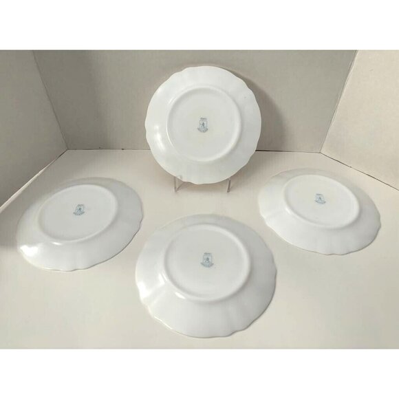 ARCOPAL FRANCE Sweet Pea Pattern Set of 4 Side Plates Opaline Milk Glass Floral - Picture 3 of 6